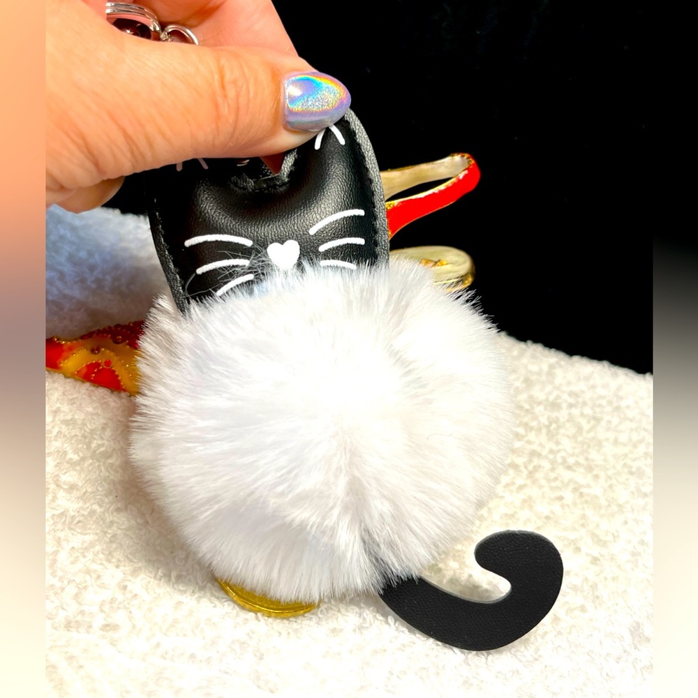 Fun fur keychain cat -pet lover